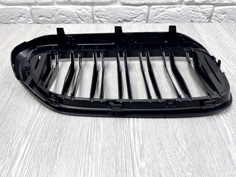 Решетка радиатора ноздри стиль M5 BMW series G30 / G31 2017-2020 442 фото