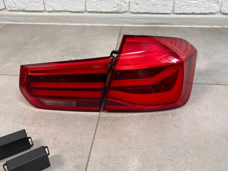 Задні LED ліхтарі BMW 3 series F30 2012-2018 червоні 313 фото