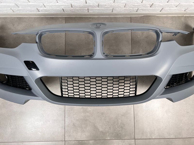 Передний бампер M Paket BMW 3 Series F30 F31 2012-2018 (под омыватели / без отверстий под парктроники) 328 фото