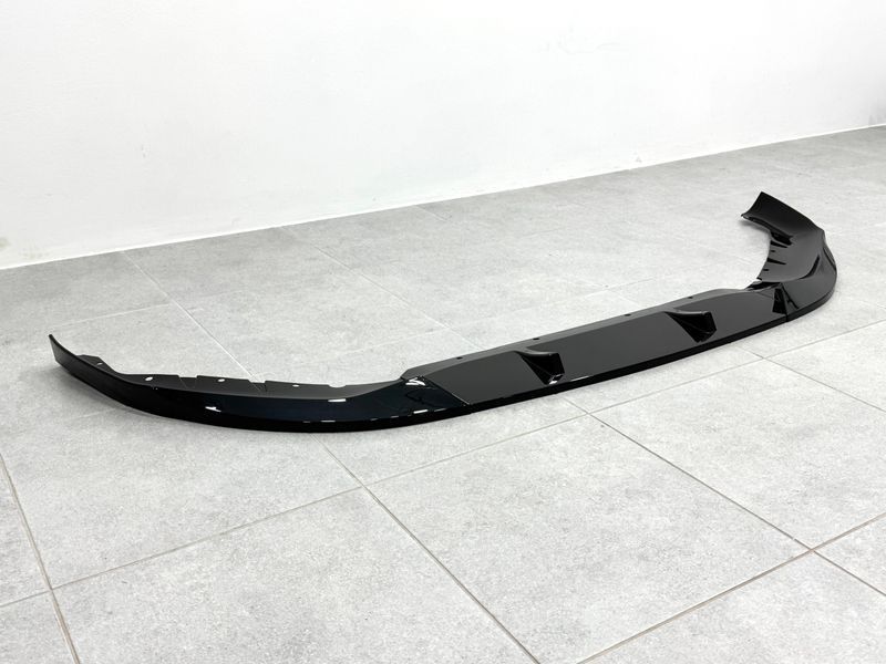 Накладка переднего бампера (губа-сплиттер) Mpaket BMW 5 G30 G31 2020+ , черный глянец 460 фото