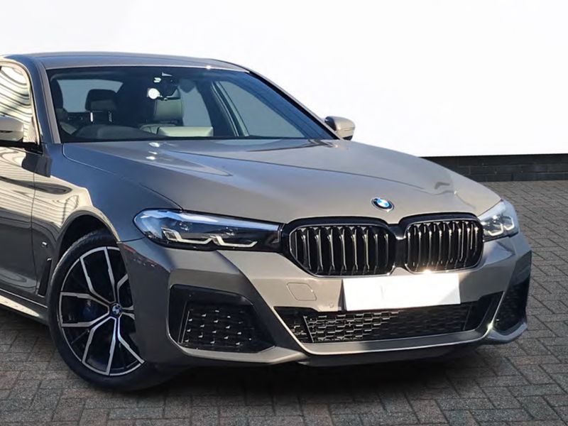 Передній бампер у зборі M Paket рестайлінг для BMW 5 G30 G31 2020-2023 443 фото