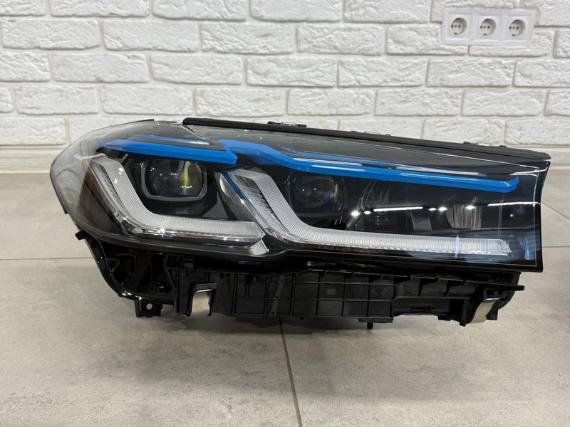 Фари стиль Laser LCI 2020+ рестайлінг для BMW G30/G31 2016-2020 2шт. із заміною бампера на 20+ 472 фото