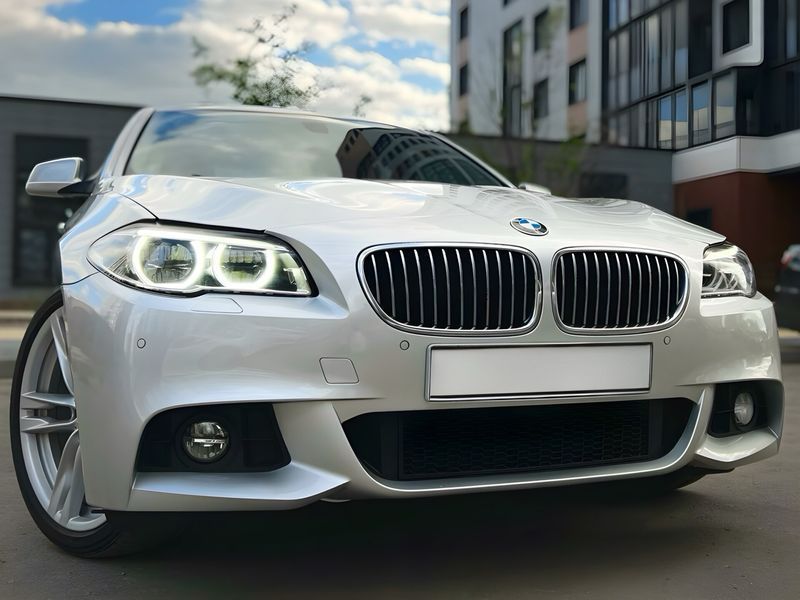 Передній бампер у зборі M Paket BMW 5  F10 F11 Рестайлінг  2014-2016  108 фото