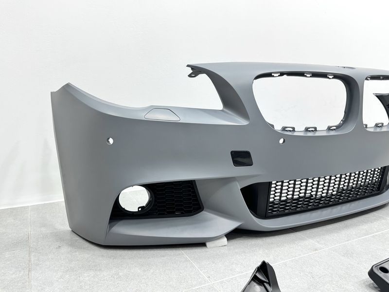 Передний бампер в сборе M Paket BMW 5 F10 F11 дорестайлинг 2010-2013 109 фото