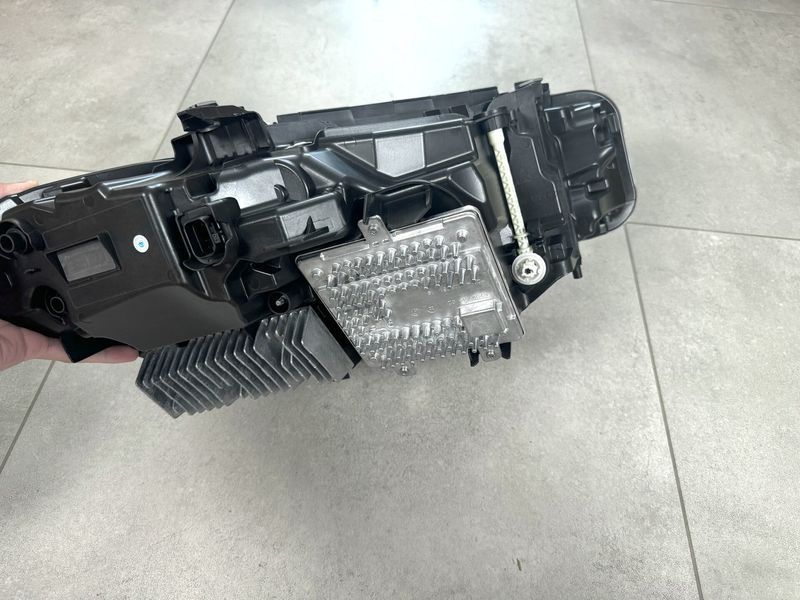 Оригінал Фари Adaptive LED LCI рестайлінг для BMW 3 series G20 G21 2022+ 2шт. комплектні з блоками 659 фото