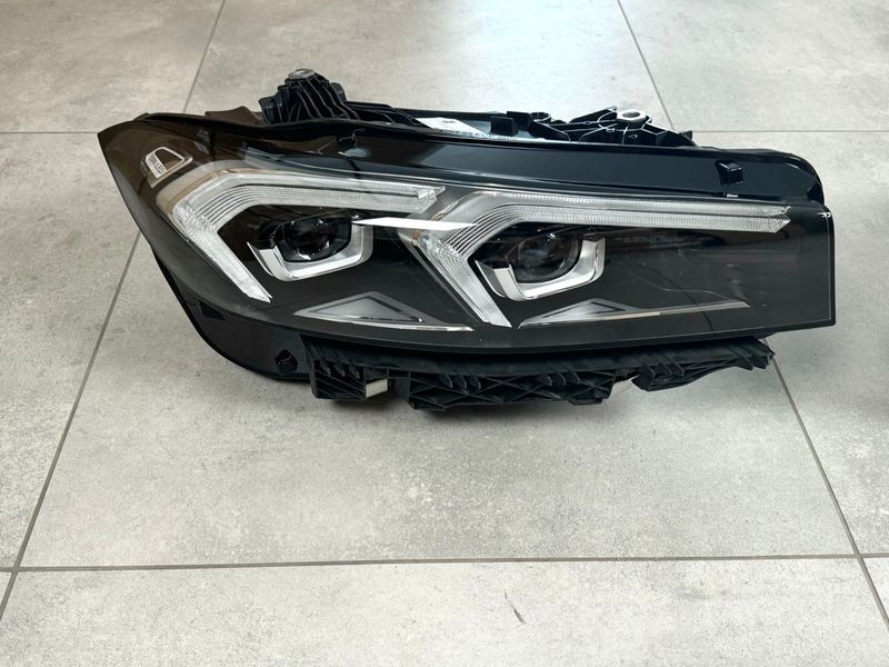 Фары Adaptive LED LCI рестайлинг для BMW 3  G20 G21 2022+ 2шт 659 фото