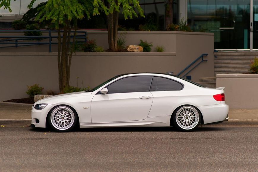 Спойлер Bmw e92 Mperformance (чорний глянець) 432 фото