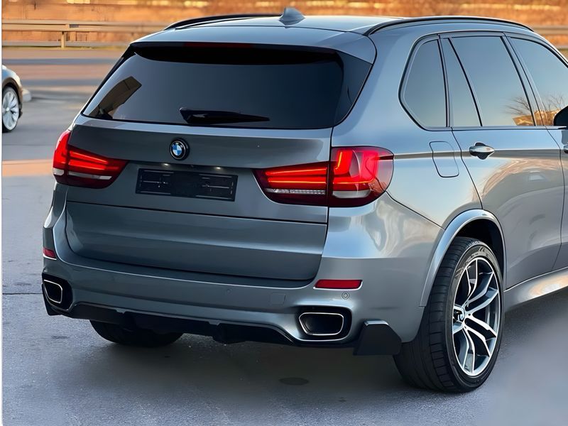 Комплект обвісу M-Perfomance для BMW X5 F15 2013-2018 ЧОРНИЙ ГЛЯНЕЦЬ 357 фото